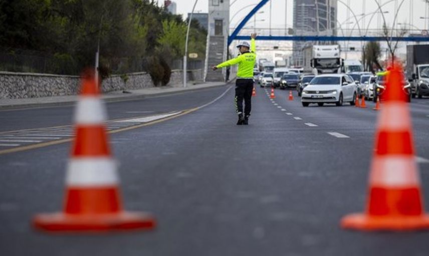 Valilikten açıklama geldi: İstanbul’da bazı yollar trafiğe kapatıldı
