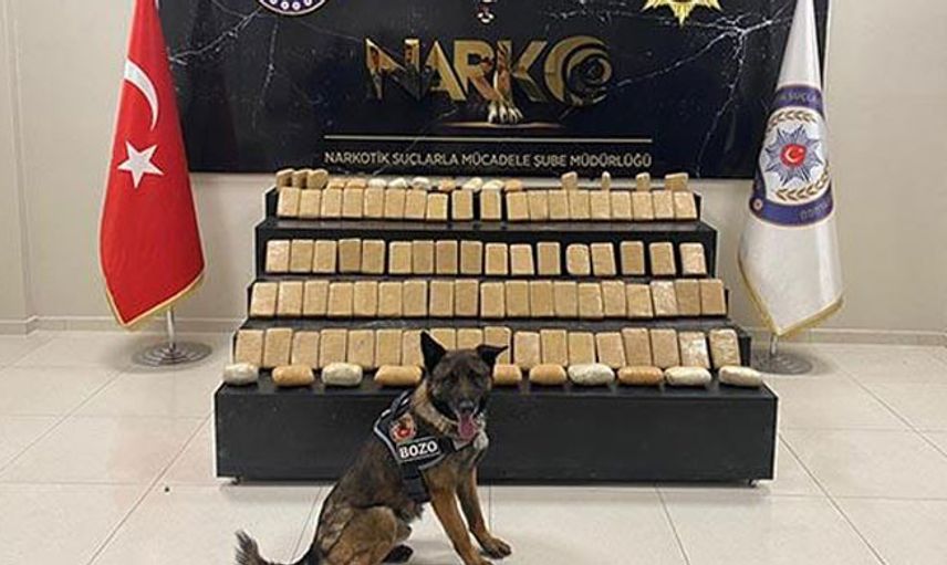 Van’da Bir Kamyonetten 51 Kilogram Uyuşturucu Çıktı