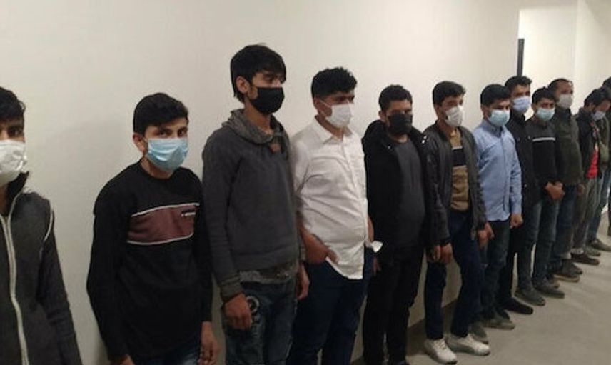 Van’dan Aldıkları Göçmenleri 'İstanbul' Diye Kahramanmaraş'a Bıraktılar