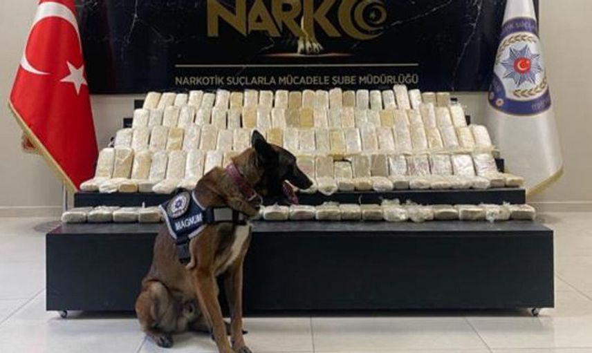Van'da Kamyonun Yakıt Deposunda Uyuşturucu Bulundu