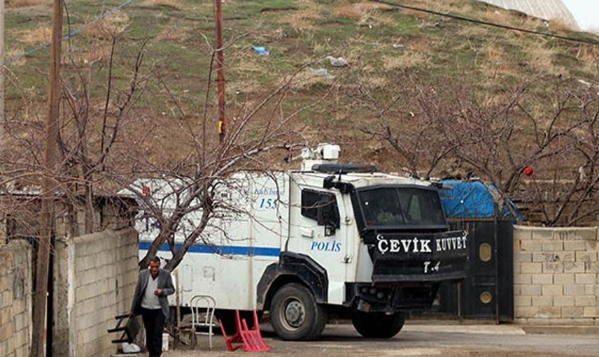 Van'da, Polis Kaçak Kazı Bölgesinde Nöbet Tuttu