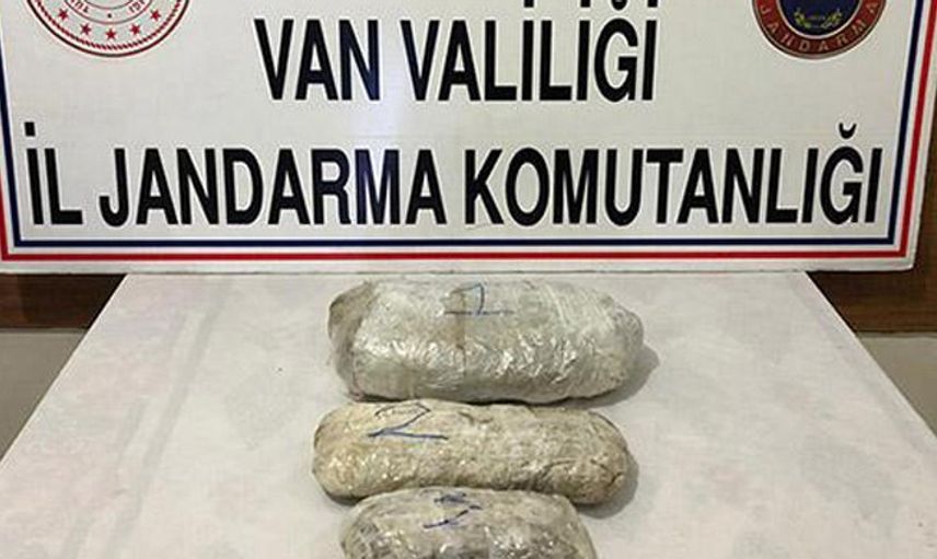 Van'da Uyuşturucu Tacirlerine Operasyon Düzenlendi