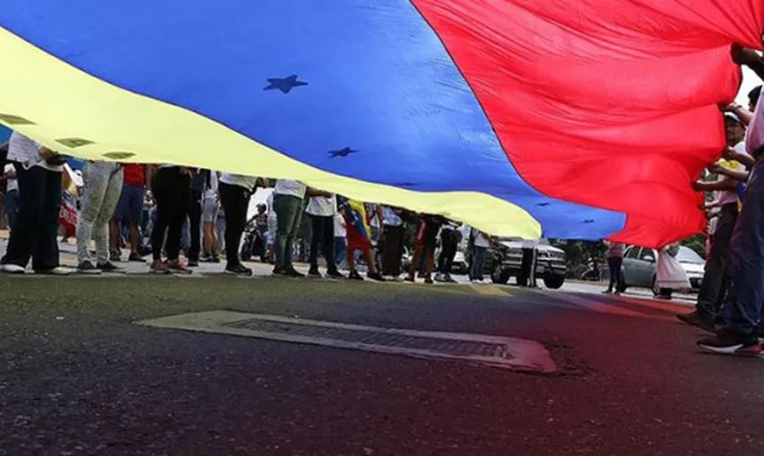 Venezuela'da Taraflar 5 Temmuz'da Sokağa İniyor