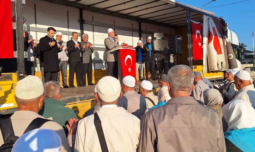 Vezirköprü'de Hacı Adaylarına Uğurlama Töreni