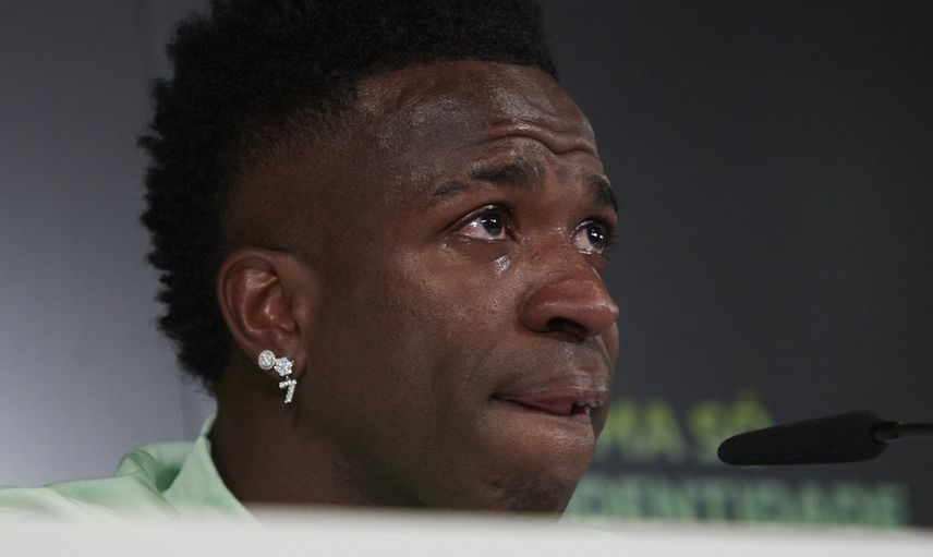 Vinicius Junior gözyaşlarını tutamadı: Bazı kafaları değiştirmem gerek