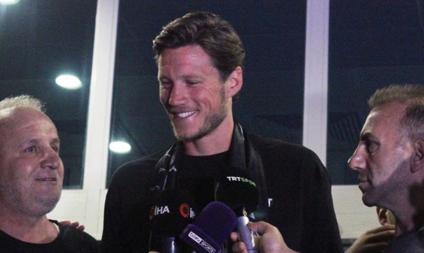 Wout Weghorst: Taraftarların uzun bir süredir beni beklediğini biliyorum. Burada olmak çok güzel