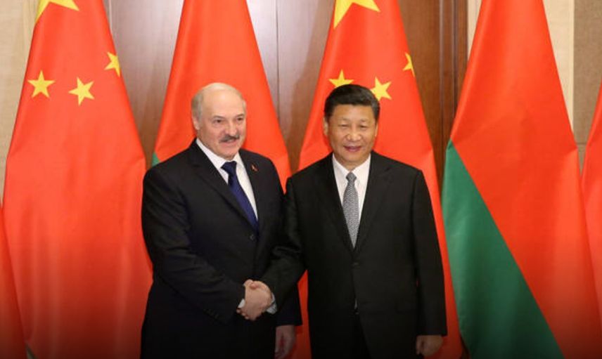 Xi Jinping ve Lukaşenko Pekin'de bir araya geldi