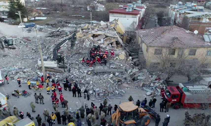 Yağmacıların başı belada: İHA’lar afet bölgesinde denetimde