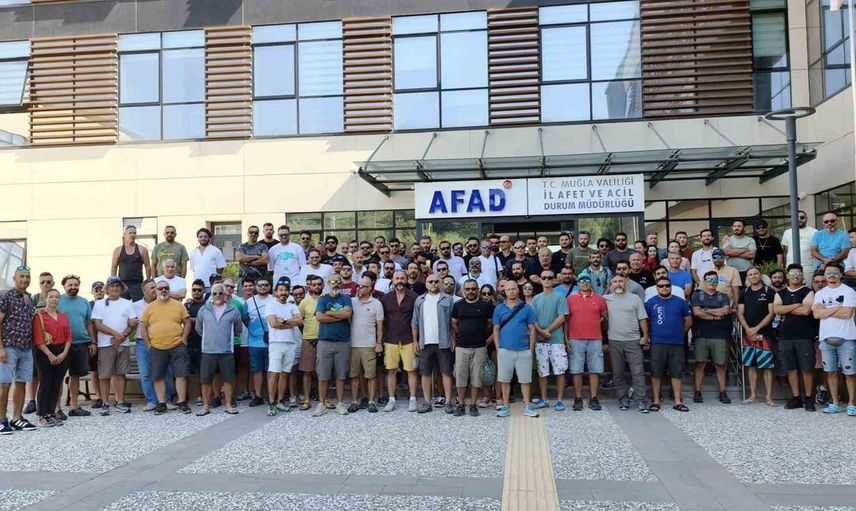 Yamaç paraşütçülerinden talepler Muğla yetkililerine iletildi