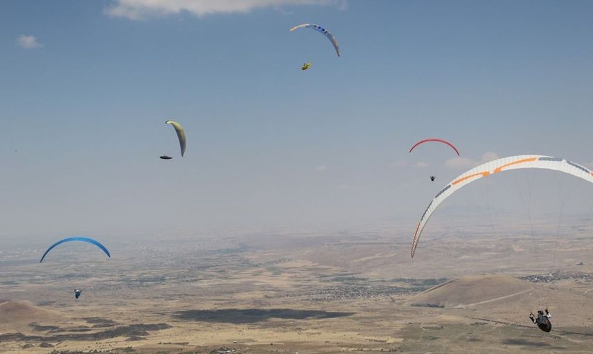 Yamaç Paraşütü Dünya Kupası Aksaray'da Şiir Gibi Devam Ediyor