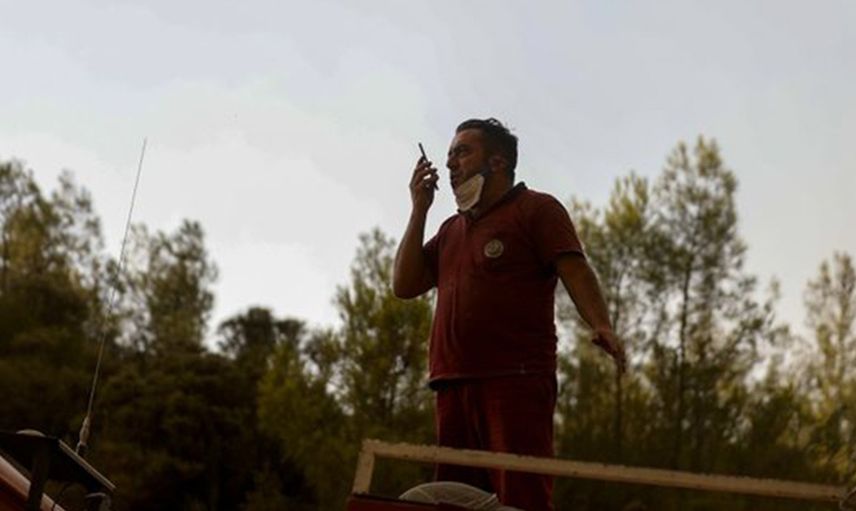 Orman İşçisinin 9 Yaşındaki Oğluyla Yaptığı Telefon Konuşması Çevredekileri Duygulandırdı
