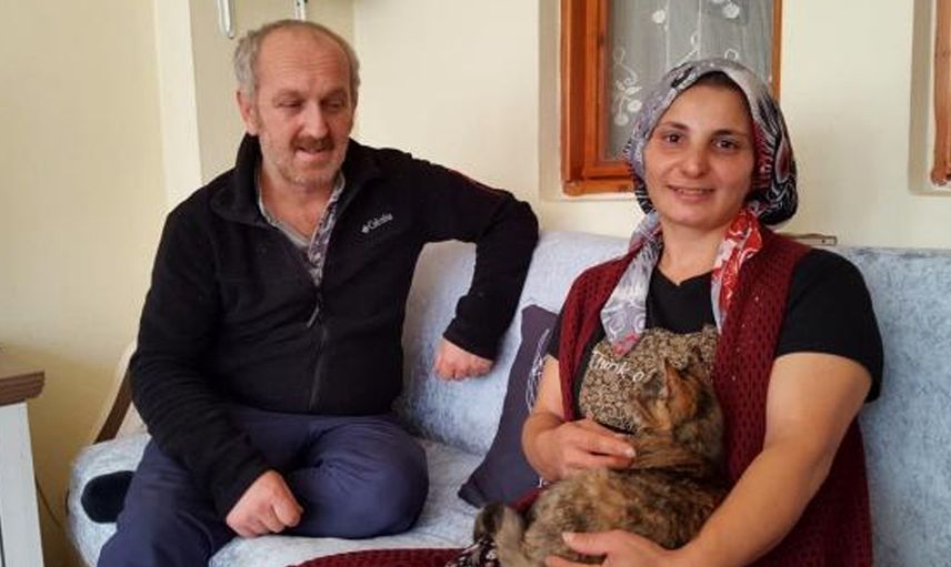 Yaramaz Kedi Yorganla Birlikte Çamaşır Makinesine Atıldı! İtfaiye Ekipleri Son Anda Kurtardı!