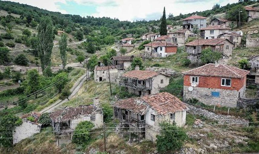 Yargıtay'tan çok konuşulacak karar: Erkek kadını köyde yaşamaya zorlayamaz