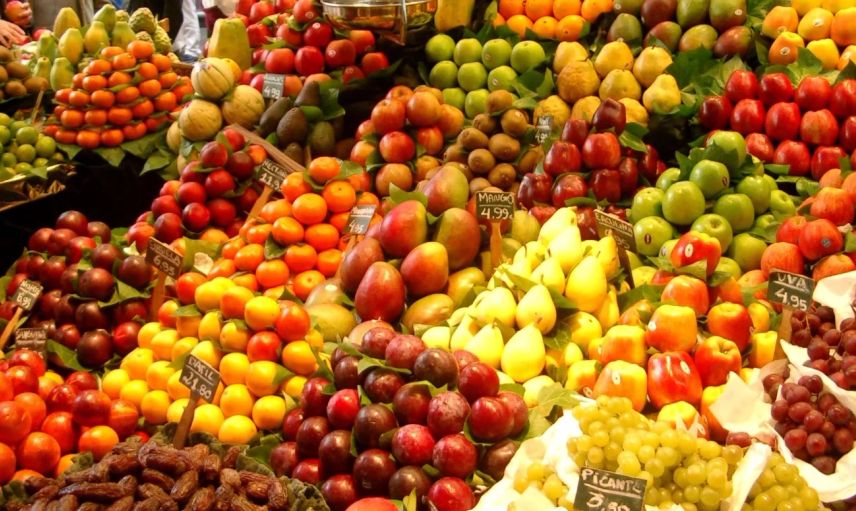 Yaz meyvelerinin fiyatları el yakıyor: Üreticiden sofraya 6 kat artış!