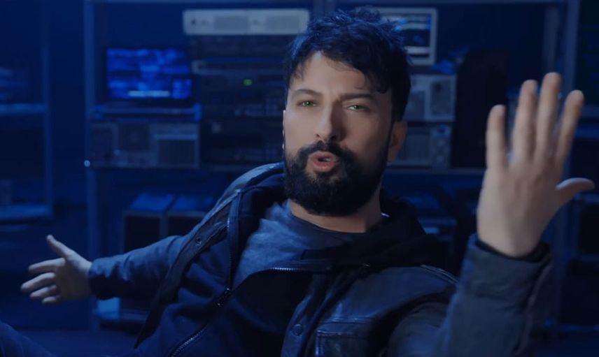 Yeni Şarkısı Geççek İle Eleştiri Yağmuruna Tutulan Tarkan’dan Açıklama Geldi
