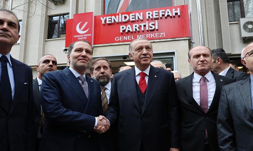Yeniden Refah Partisi'nde büyük istifa: 37 üye AK Parti'ye geçti