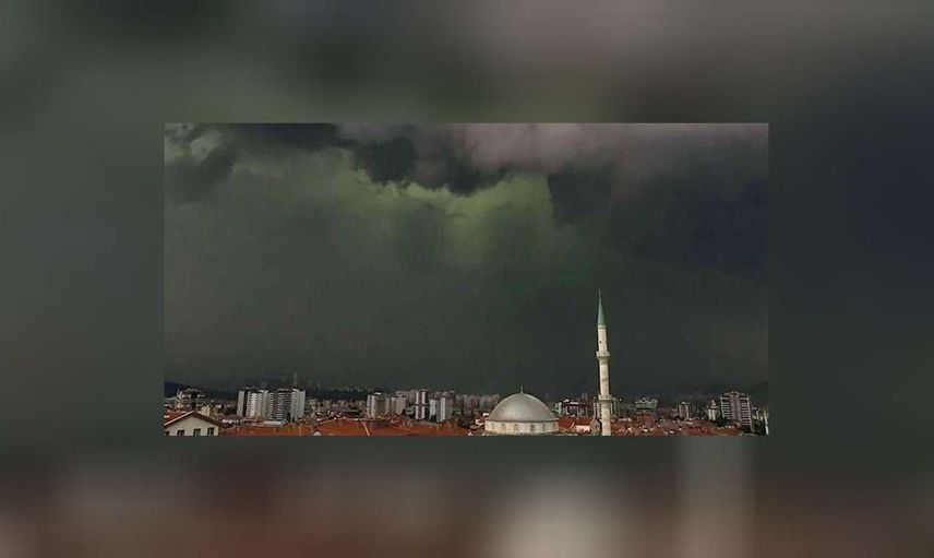Yeşil bulut nedir, neden olur? MGM Ankara'da görülen yeşil bulutu açıkladı