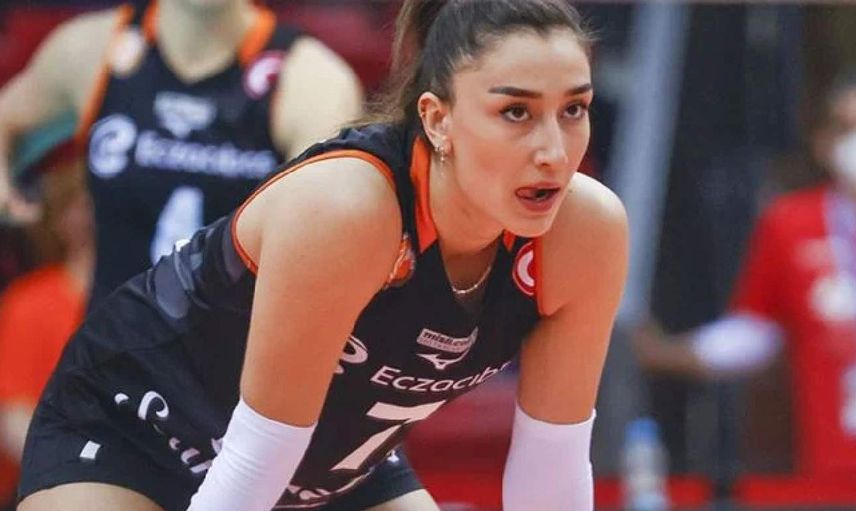 Yılın bomba aşk iddiası! Milli voleybolcu Hande Baladin bakın gönlünü Galatasaray'ın hangi yıldız ismine kaptırdı