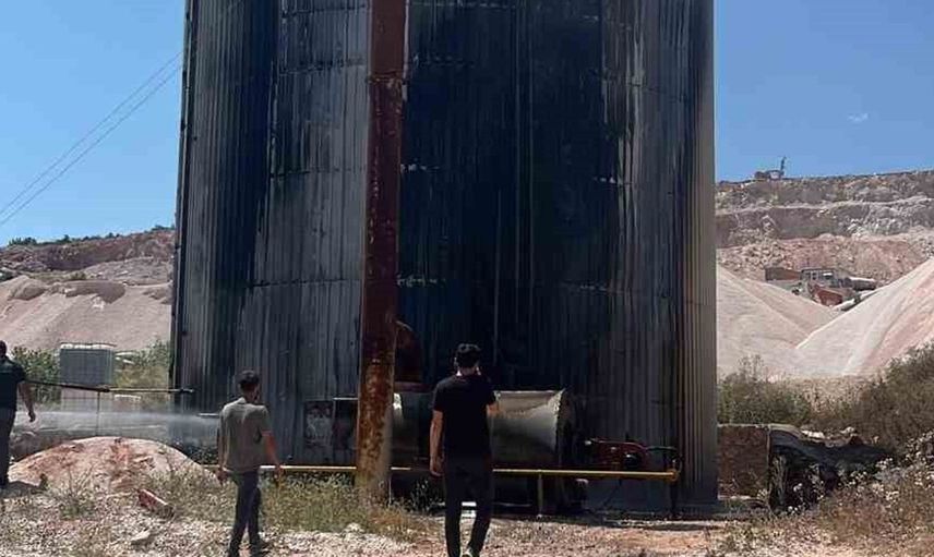 Yozgat’ta plent tesisinde meydana gelen patlama sonrası yangın çıktı