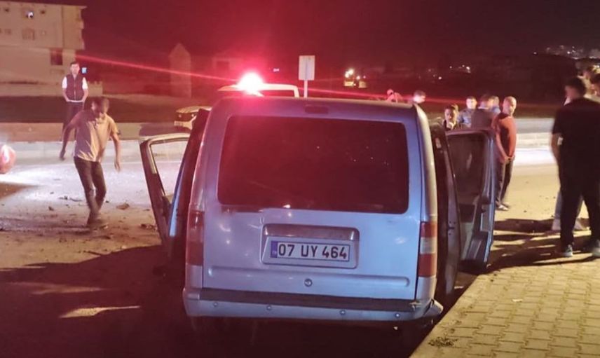 Yüksekova’da iki ayrı trafik kazasında 8 kişi yaralandı