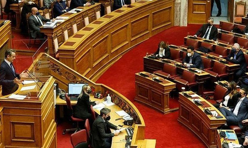 Yunan Parlamentosunda Ortalık Karıştı! Vekilden İtiraf: Türkler Daha İyi Olacak