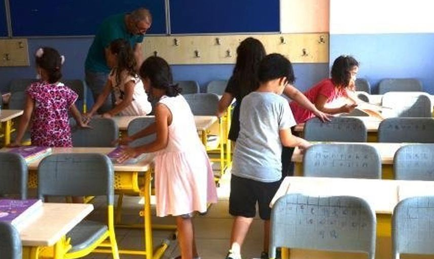 Yüz Yüze Eğitime Çok Az Kaldı! Okullarda Ders Kitapları Sıralarda Yerini Aldı