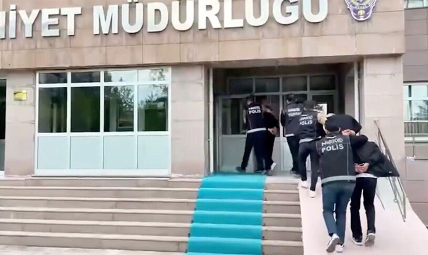 Zehir tacirlerine operasyon yağmuru: 976 kişi tutuklandı