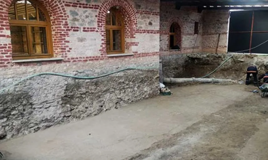 Zeytinburnu Belediyesi 2 Bin 200 Yıllık Mozaikler Bulundu