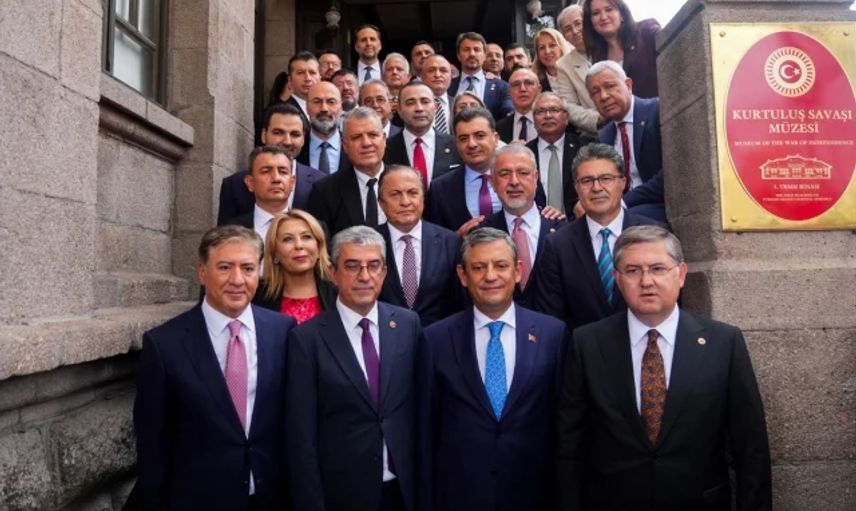 'Yeni Parti' için ilk adımı atan Özgür Özel'den iddialı sözler