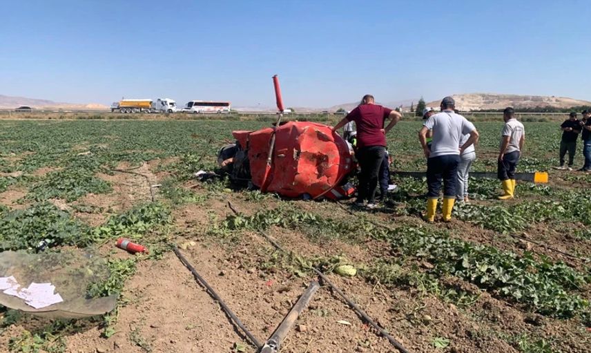 Ankara’da TUSAŞ’a ait eğitim helikopteri düştü! Yaralılar var
