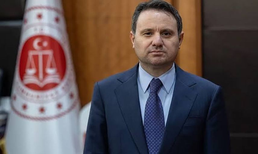 12. Yargı Paketi yürürlükte! Bakan Gürlek'ten dikkat çeken teşekkür