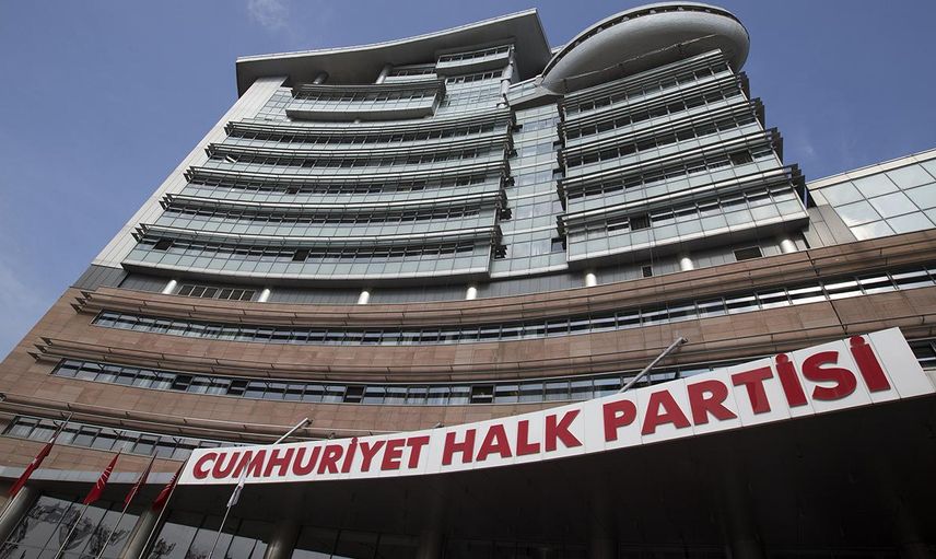 CHP'de sular durulmuyor! 7 ilçe yönetimi için görevden alma kararı