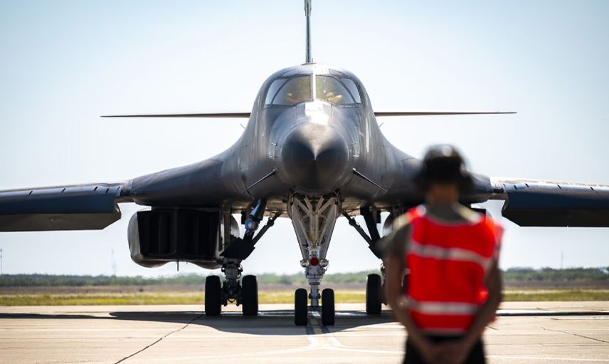 ABD, İran'da Yeniden B-1 Bombardıman Uçaklarını Kullanıyor