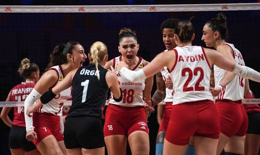 Filenin Sultanları Zirvede: VNL Şampiyonu Türkiye