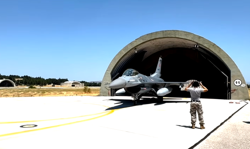 Karadeniz semalarında F-16 hareketliliği: MSB eğitim uçuşu görüntülerini paylaştı