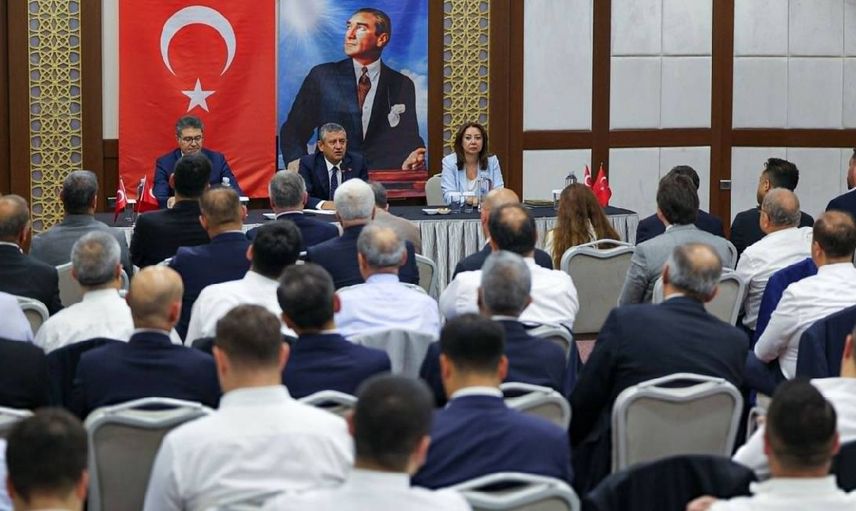 Özgür Özel'in Yeni Partisinde Tarihi Gün: Kurucular Kurulu Şekillendi
