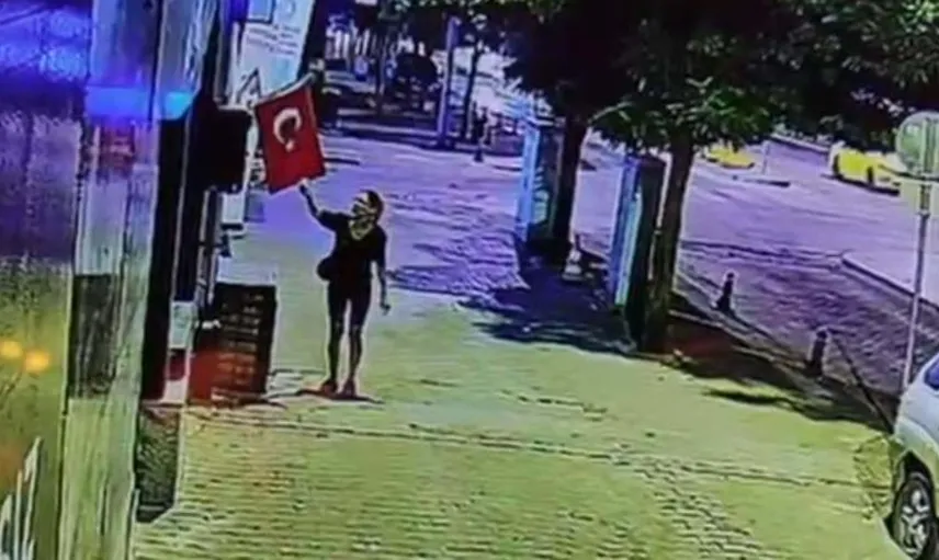 Muğla’da Türk bayrağını ateşe veren şüpheli tutuklandı