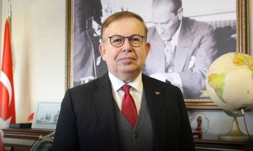 Kıbrıs'ta masaya oturmak mecburiyet değildir!