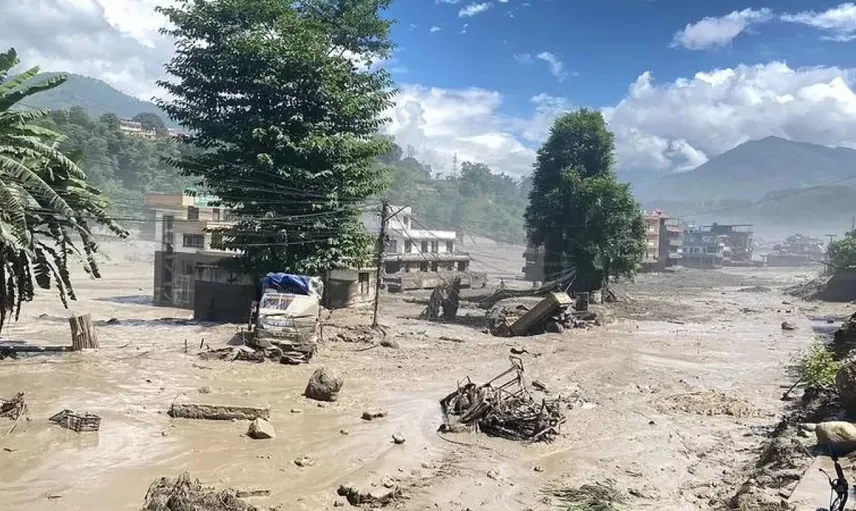 Nepal'deki sel felaketinde can kaybı 157'ye yükseldi, yüzlerce kişiden haber alınamıyor