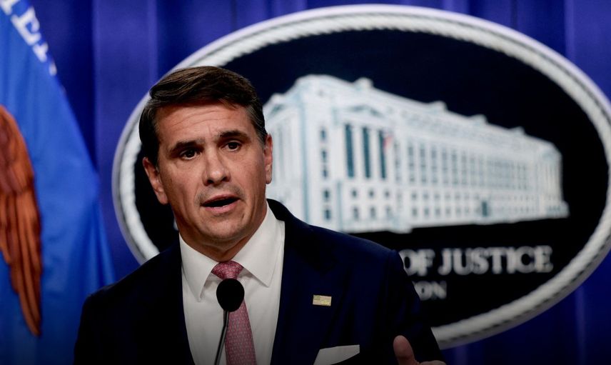 Trump'ın eski avukatı Todd Blanche Başsavcı oldu
