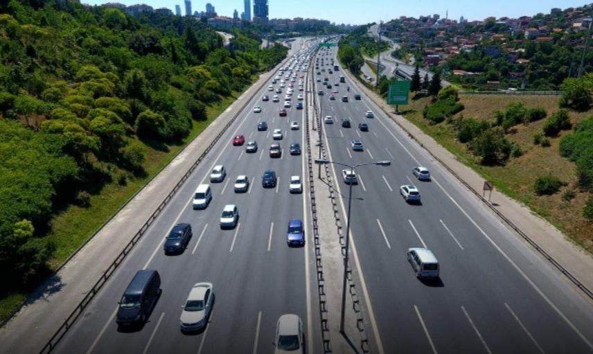İstanbul'da yarın bazı yollar trafiğe kapatılacak