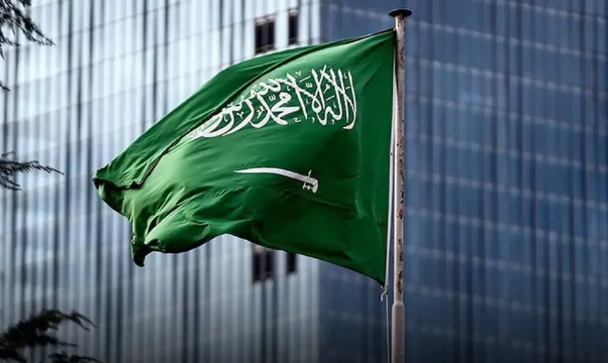 Riyad'da alarm: Suudi Arabistan'ın 4 kentinde acil durum ilan edildi