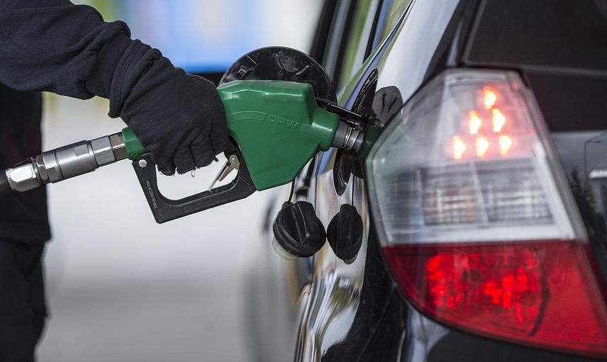 ABD'nin Bölgedeki Yeni Hamlesi Enerji Piyasalarını Tedirgin Ediyor: Akaryakıt Fiyatlarında Gözler Pazartesi Gününe Çevrildi