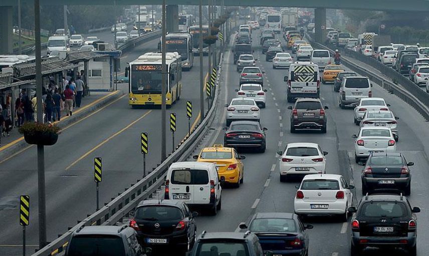 İstanbul'da bisiklet yarışı ve koşu nedeniyle bazı yollar trafiğe kapatıldı