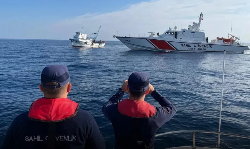 Yurtdışına kaçmaya çalışan 9 FETÖ üyesi yakalandı