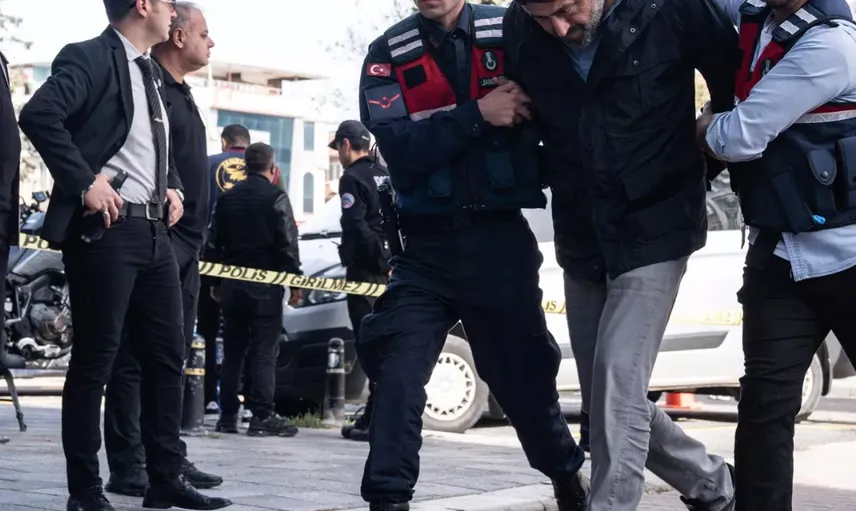 Yenidoğan Çetesi davasında ara karar: 2 doktor tahliye edildi