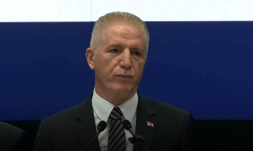 İstanbul Valisi Davut Gül'den sel açıklaması: "84 yılın en büyük yağışı, okullar yarın da tatil"