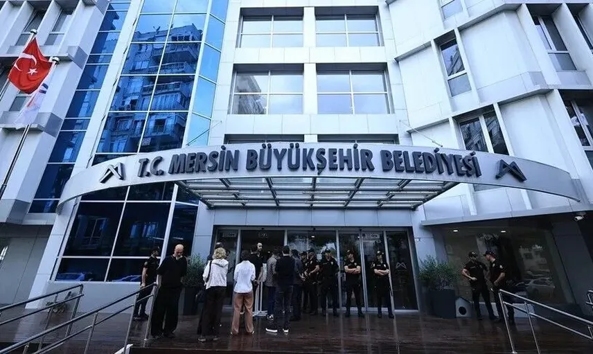 Mersin’de yolsuzluk operasyonu: 59 kişi gözaltında