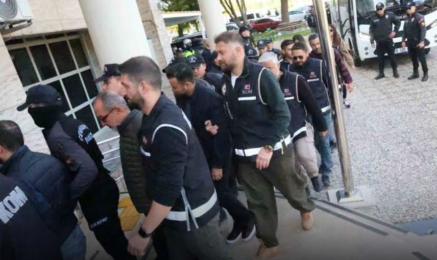 Milas Belediyesi soruşturmasında Belediye Başkanı Fevzi Topuz ve oğlu tutuklandı