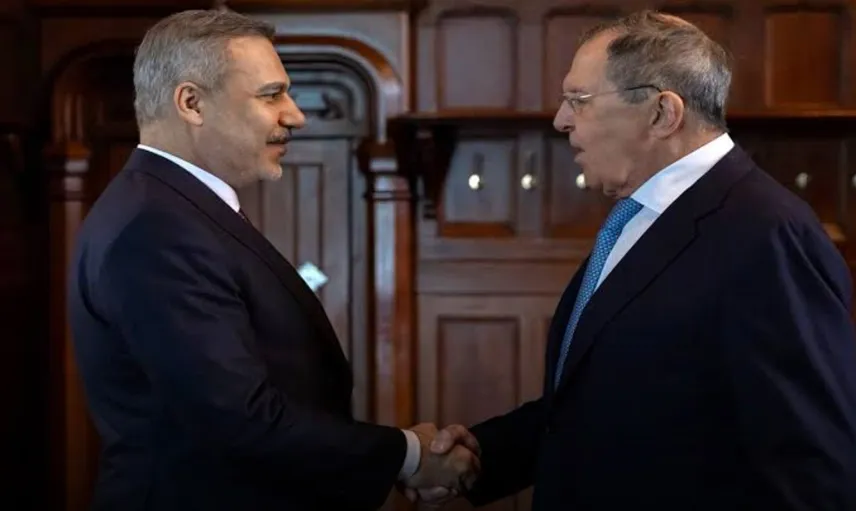 Dışişleri Bakanı Fidan, Bakü'de düzenlenen CICA 7. Zirvesi'nde: Rus Mevkidaşı Lavrov ile bir araya geldi